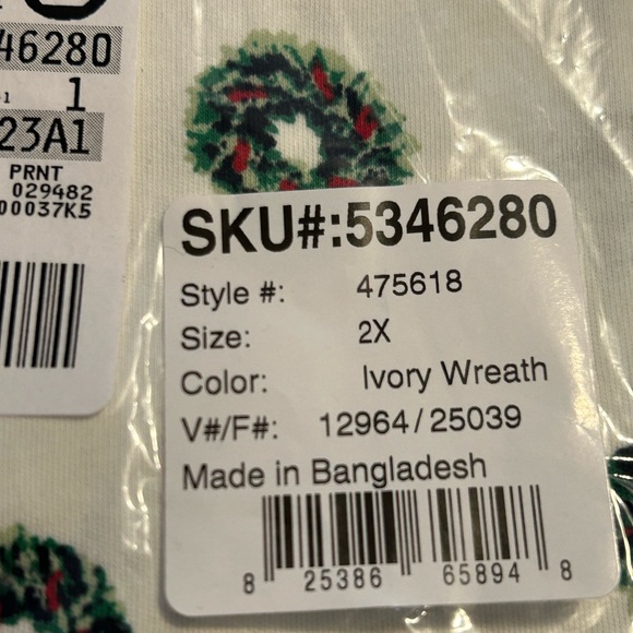 Lands End Ivory wreath mock turtleneck 2x - Picture 3 of 4